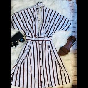 Beautiful mini Dress. (New)